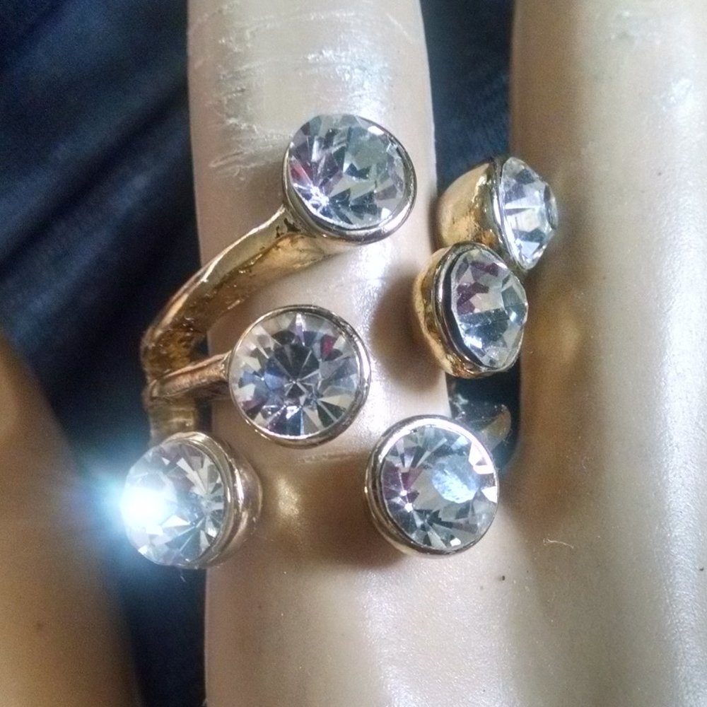 Beautiful Rare Uniquely Designed Fashion Ring